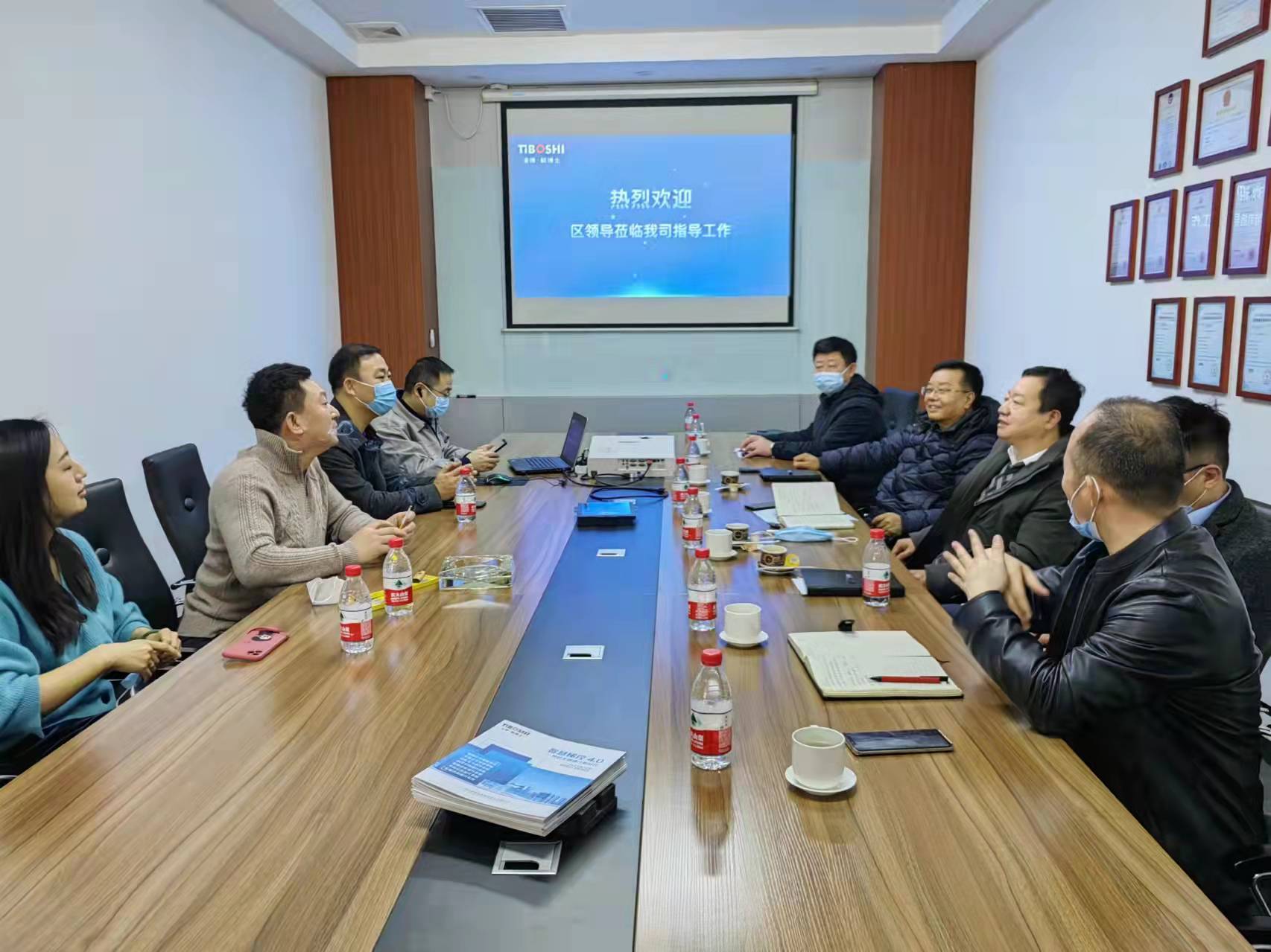 區領導吳炳衛蒞臨河北金博電梯智能設備有限公司調研  